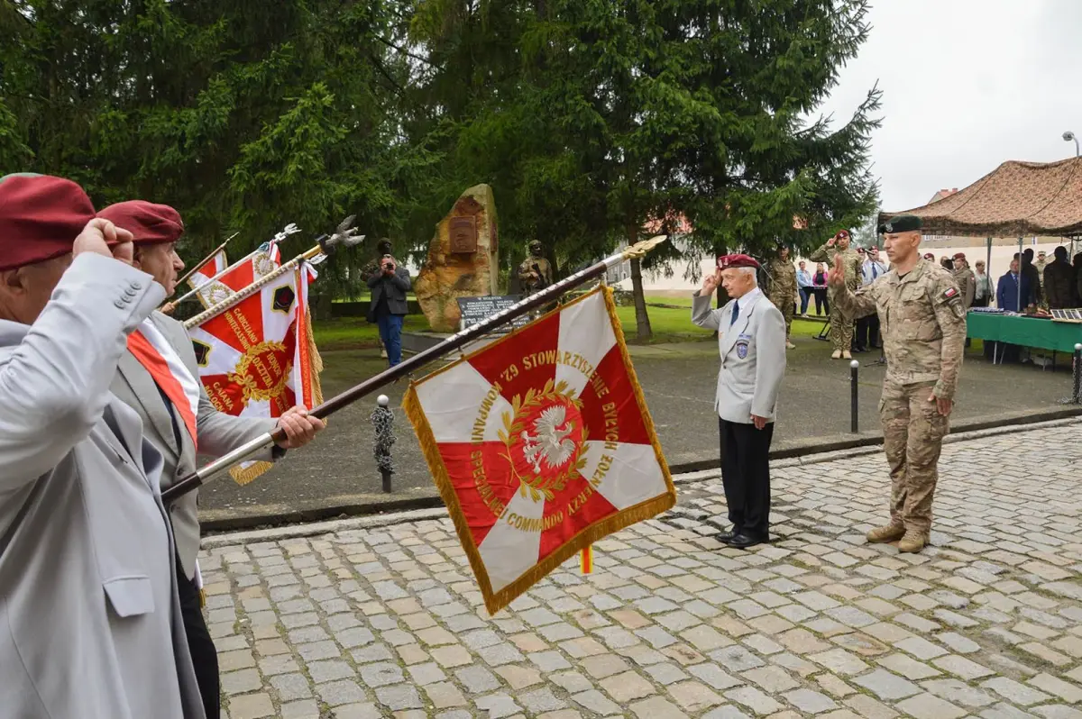 Wojskowe święto w Bolesławcu i Dobrej