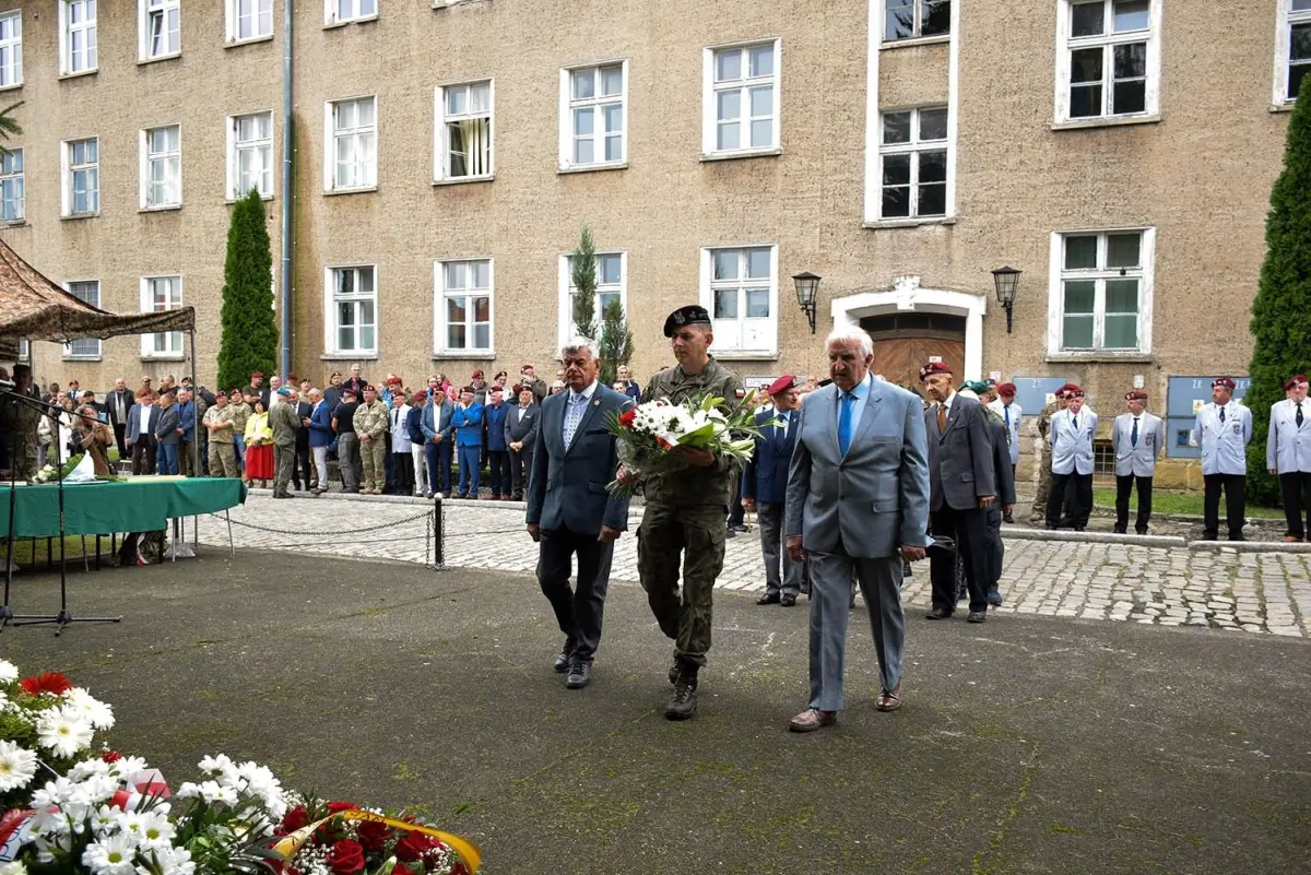 Wojskowe święto w Bolesławcu i Dobrej