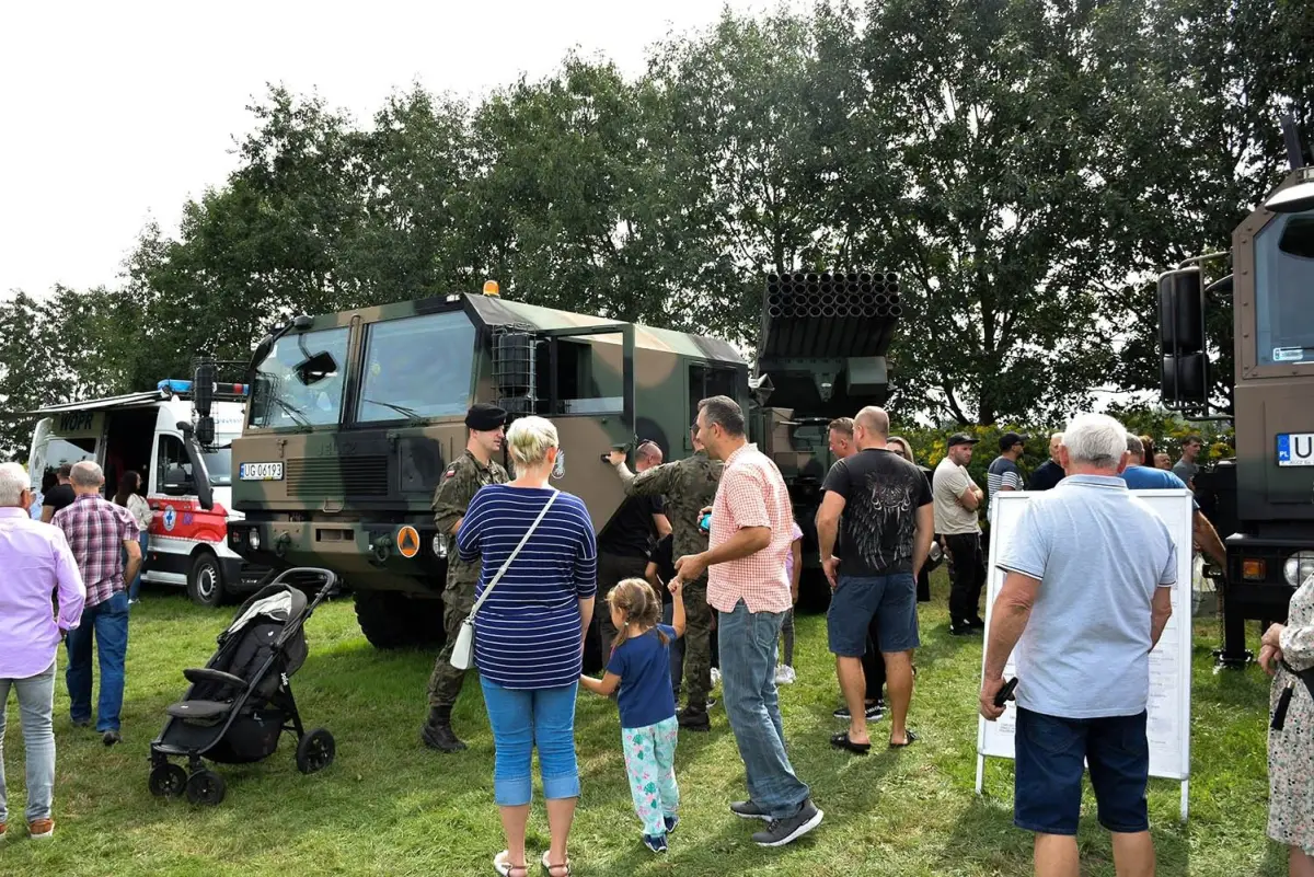 Wojskowe święto w Bolesławcu i Dobrej