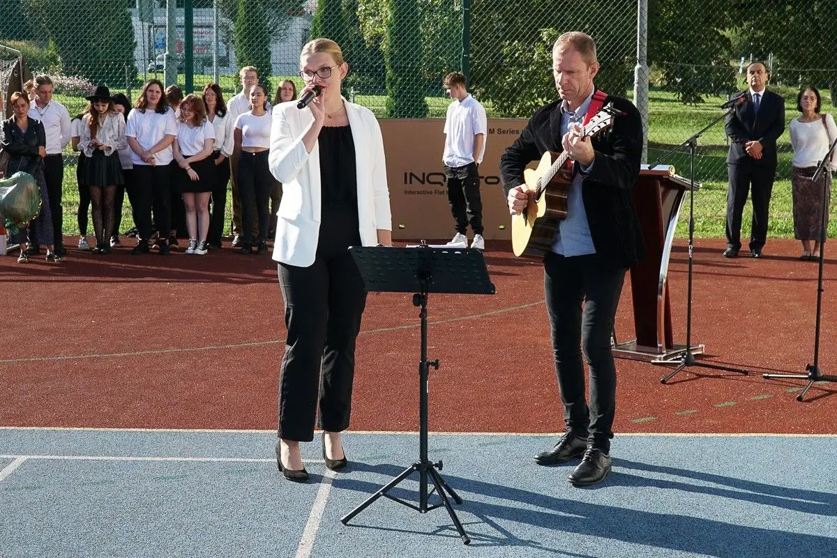 Rozpoczęcie roku szkolnego w świeżo wyremontowanej „Budowlance” w Bolesławcu