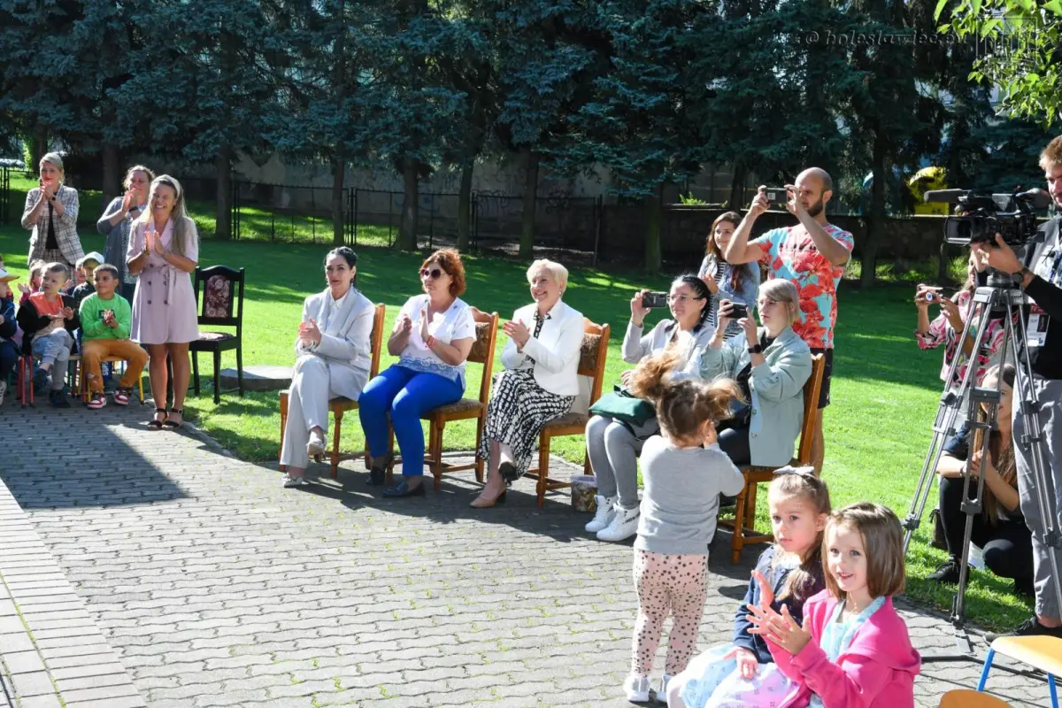 Ponad 930 dzieci rozpoczęło nowy rok (przed)szkolny w miejskich placówkach