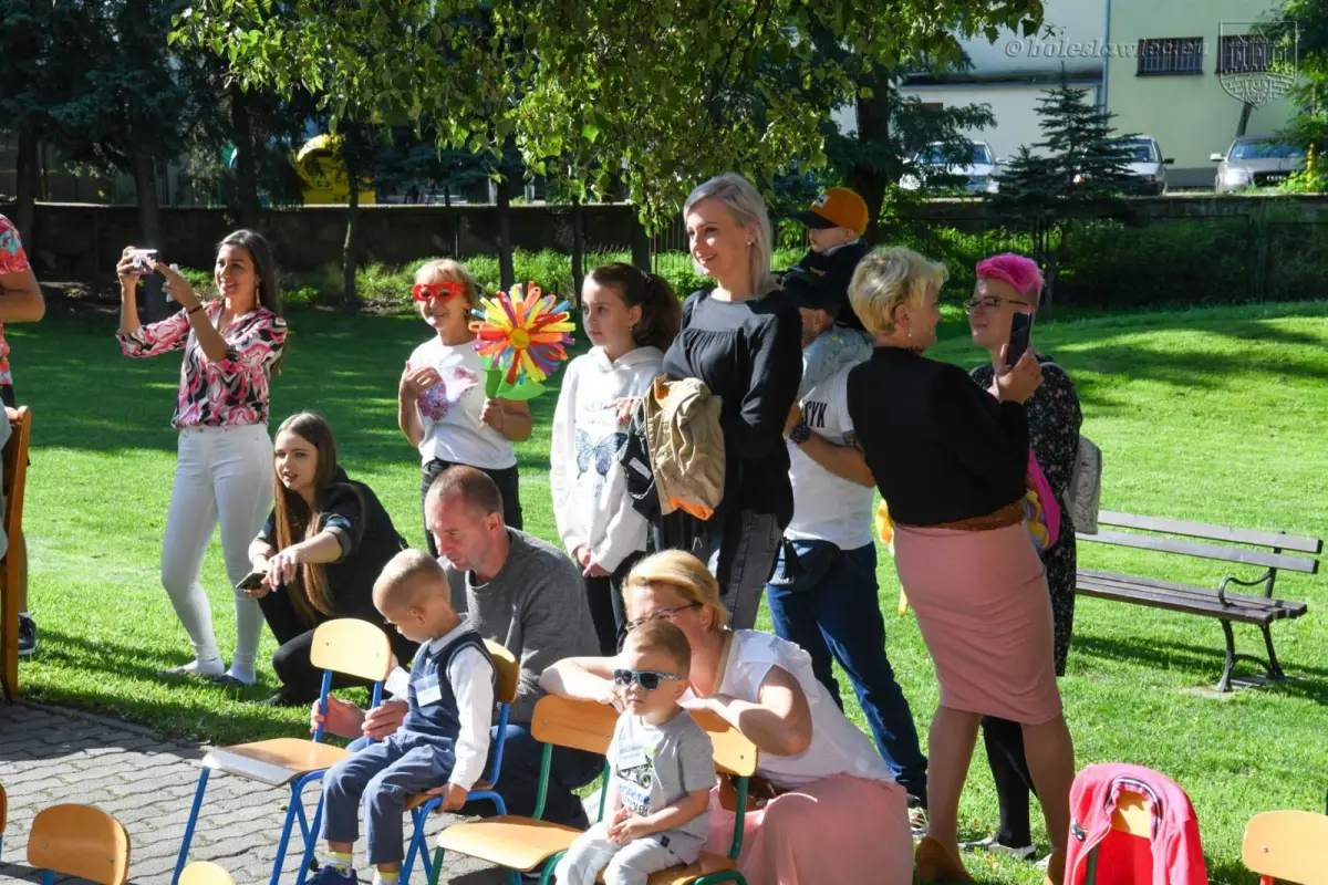Ponad 930 dzieci rozpoczęło nowy rok (przed)szkolny w miejskich placówkach