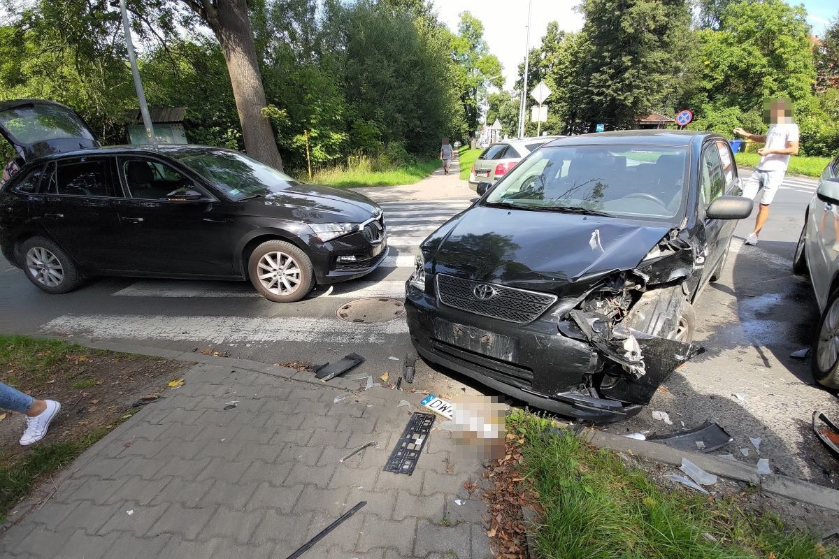 Kolizja przy Jeleniogórskiej