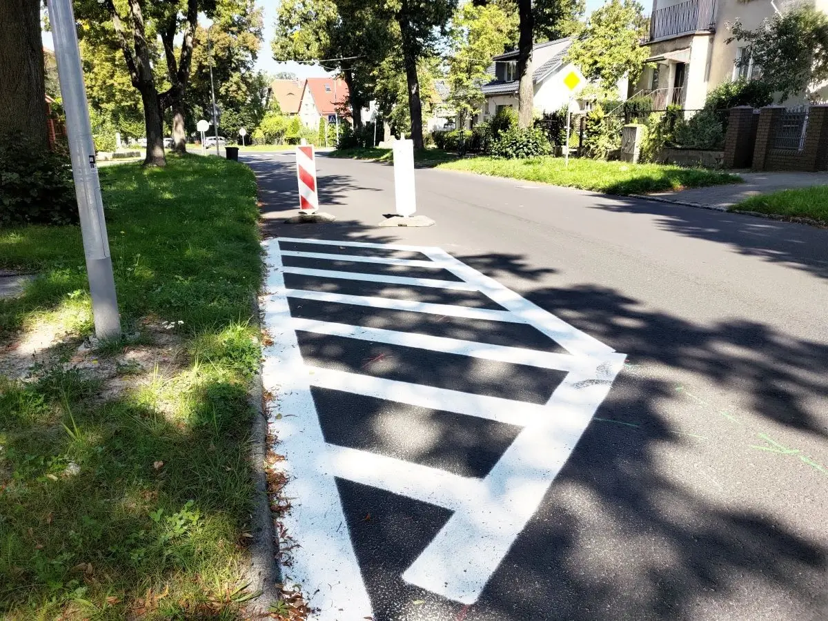 New road markings on Wojska Polskiego Avenue. Will it be safer?