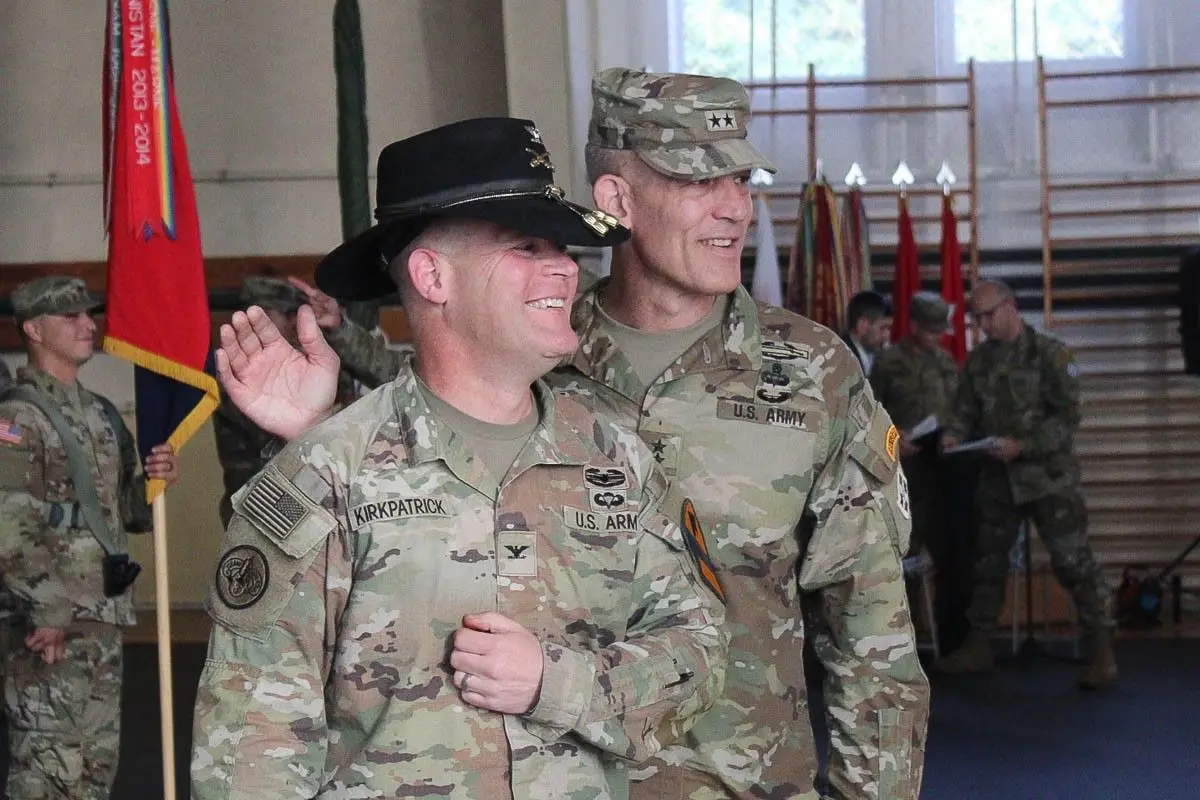 Ceremonia przekazania dowodzenia nad misją US Army w Europie odbyła się w Bolesławcu