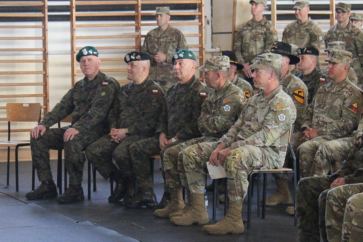 Ceremonia przekazania dowodzenia nad misją US Army w Europie odbyła się w Bolesławcu