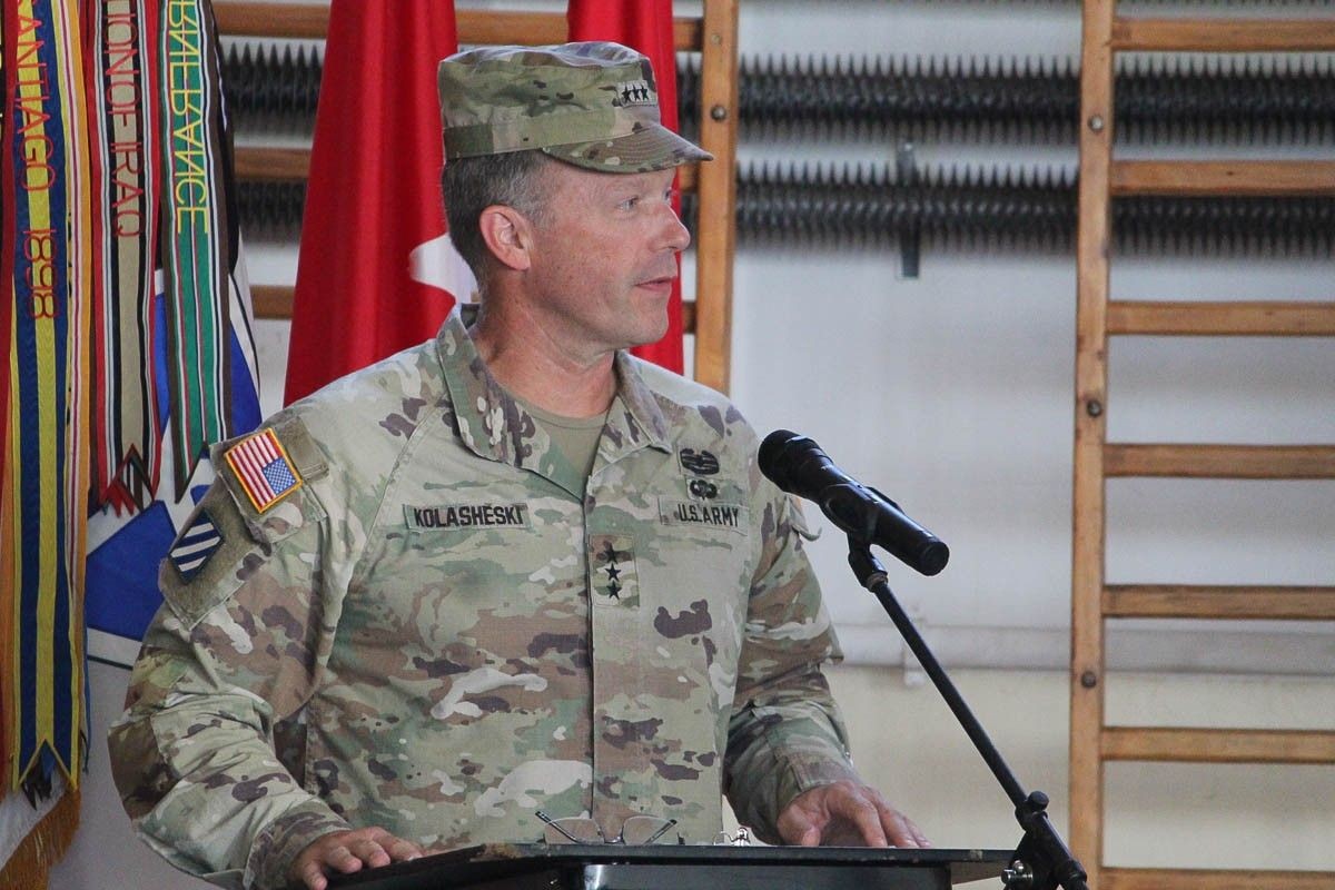 Ceremonia przekazania dowodzenia nad misją US Army w Europie odbyła się w Bolesławcu