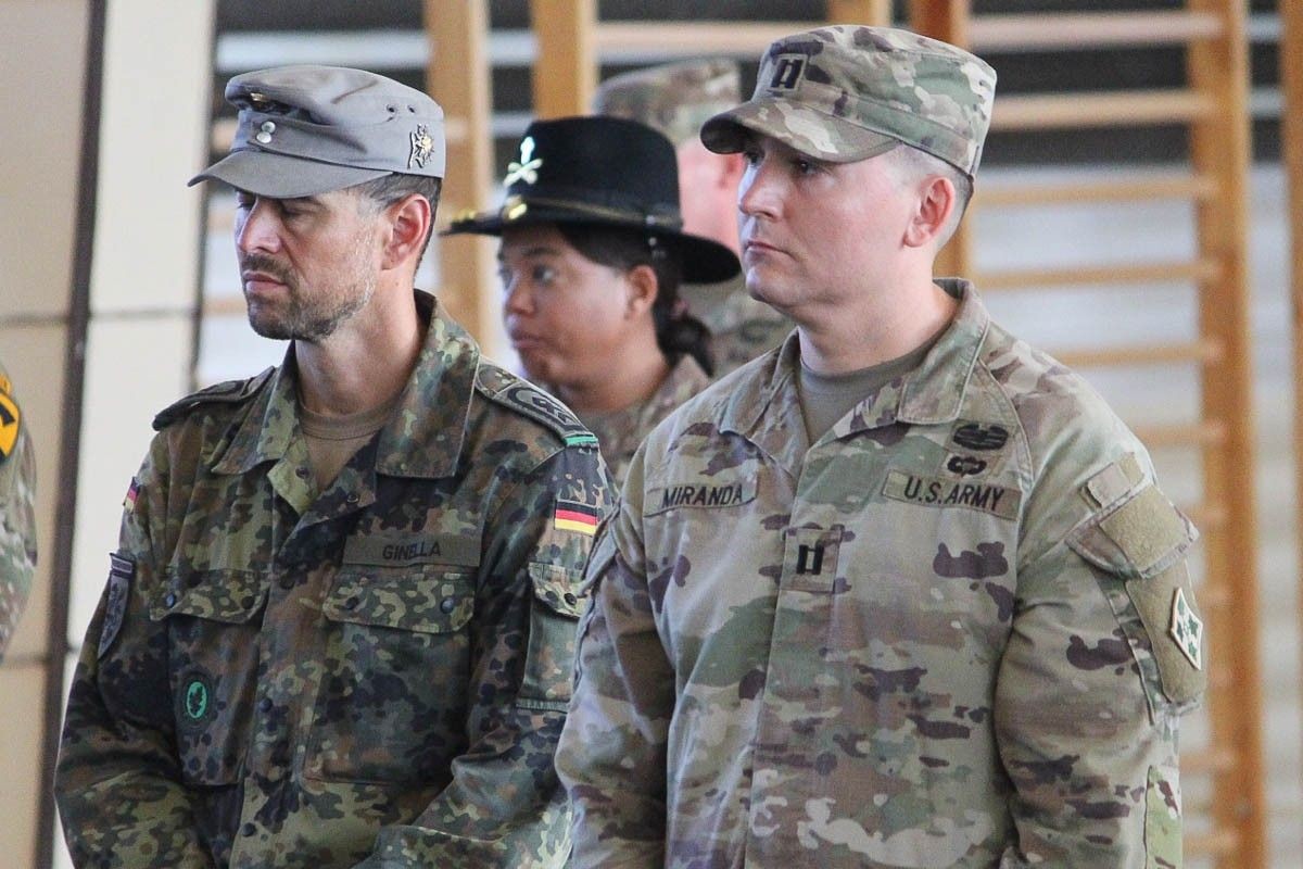 Ceremonia przekazania dowodzenia nad misją US Army w Europie odbyła się w Bolesławcu