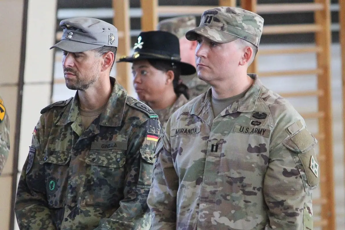 Ceremonia przekazania dowodzenia nad misją US Army w Europie odbyła się w Bolesławcu