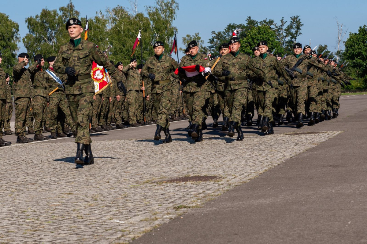 Uroczystość w 10 Brygadzie Kawalerii Pancernej w Świętoszowie