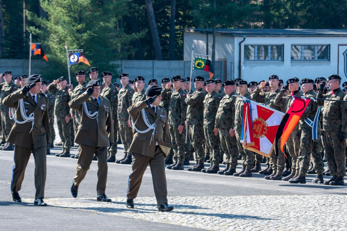 Uroczystość w 10 Brygadzie Kawalerii Pancernej w Świętoszowie
