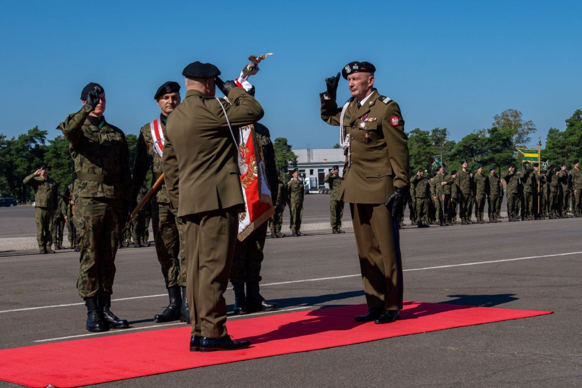 Uroczystość w 10 Brygadzie Kawalerii Pancernej w Świętoszowie