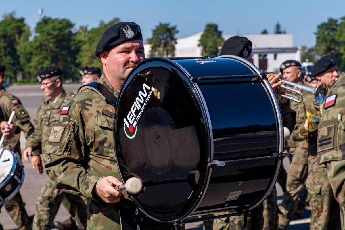 Uroczystość w 10 Brygadzie Kawalerii Pancernej w Świętoszowie