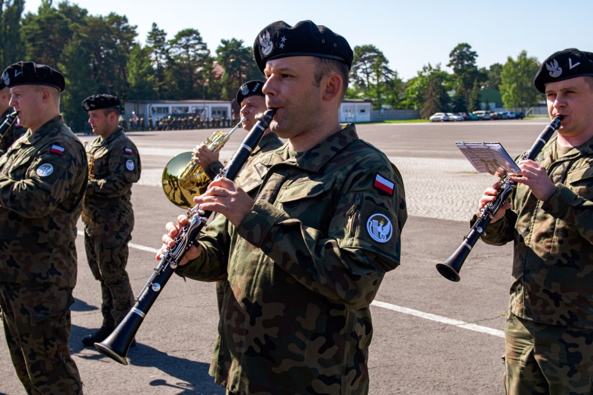 Uroczystość w 10 Brygadzie Kawalerii Pancernej w Świętoszowie