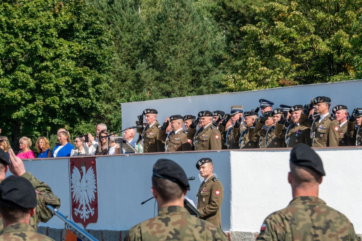Uroczystość w 10 Brygadzie Kawalerii Pancernej w Świętoszowie
