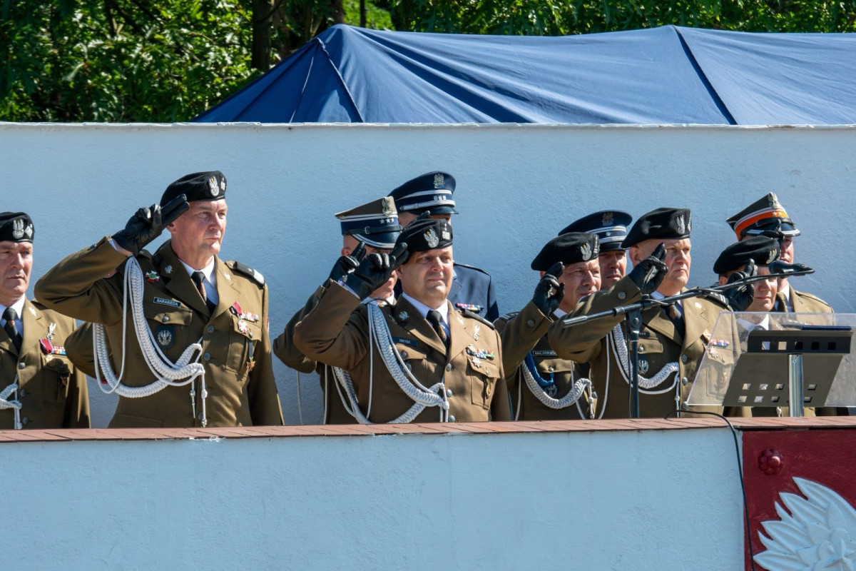 Uroczystość w 10 Brygadzie Kawalerii Pancernej w Świętoszowie