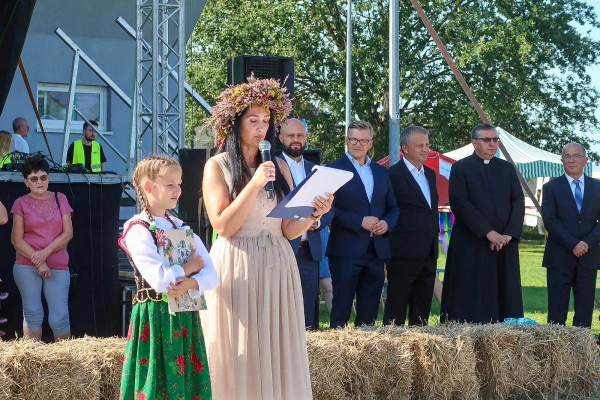 Dożynki gminne w Gromadce