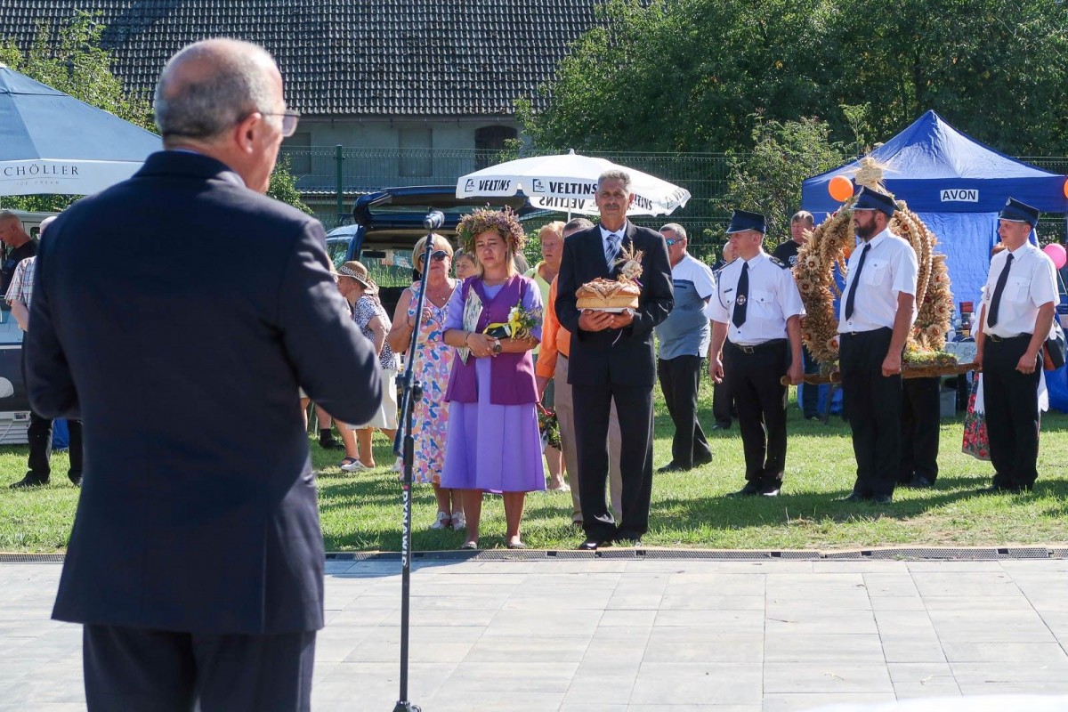 Dożynki gminne w Gromadce