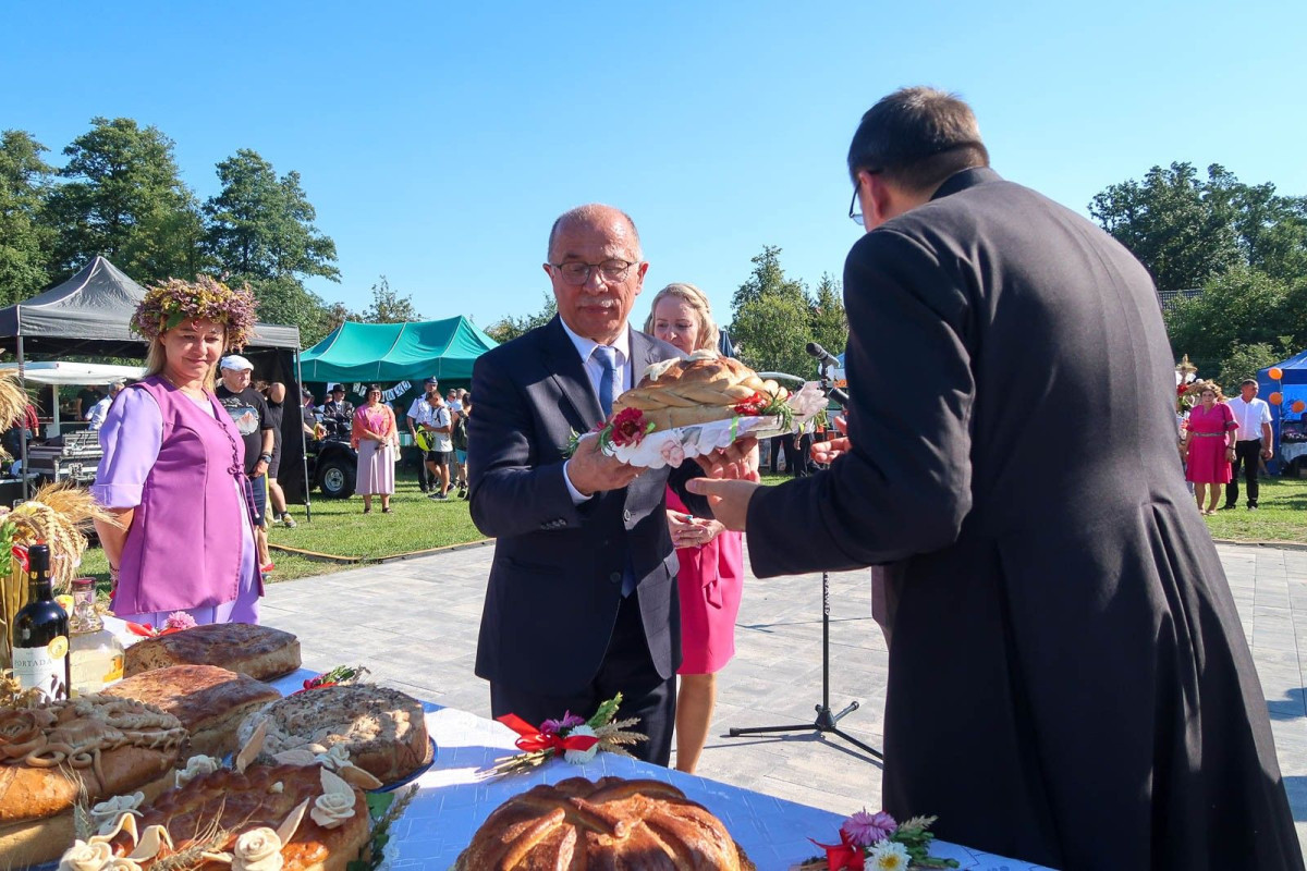Dożynki gminne w Gromadce