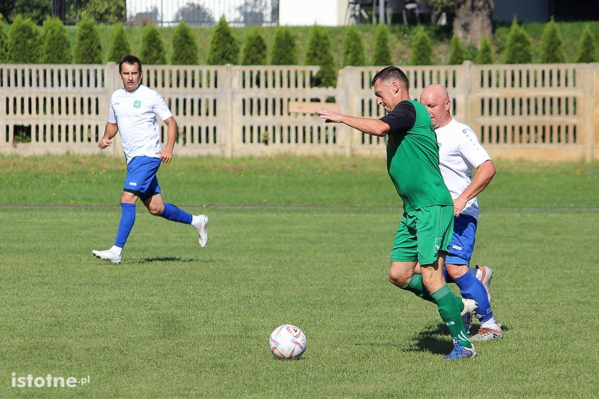 Galeria zdjęć z meczu BKS II - Victoria Ruszów