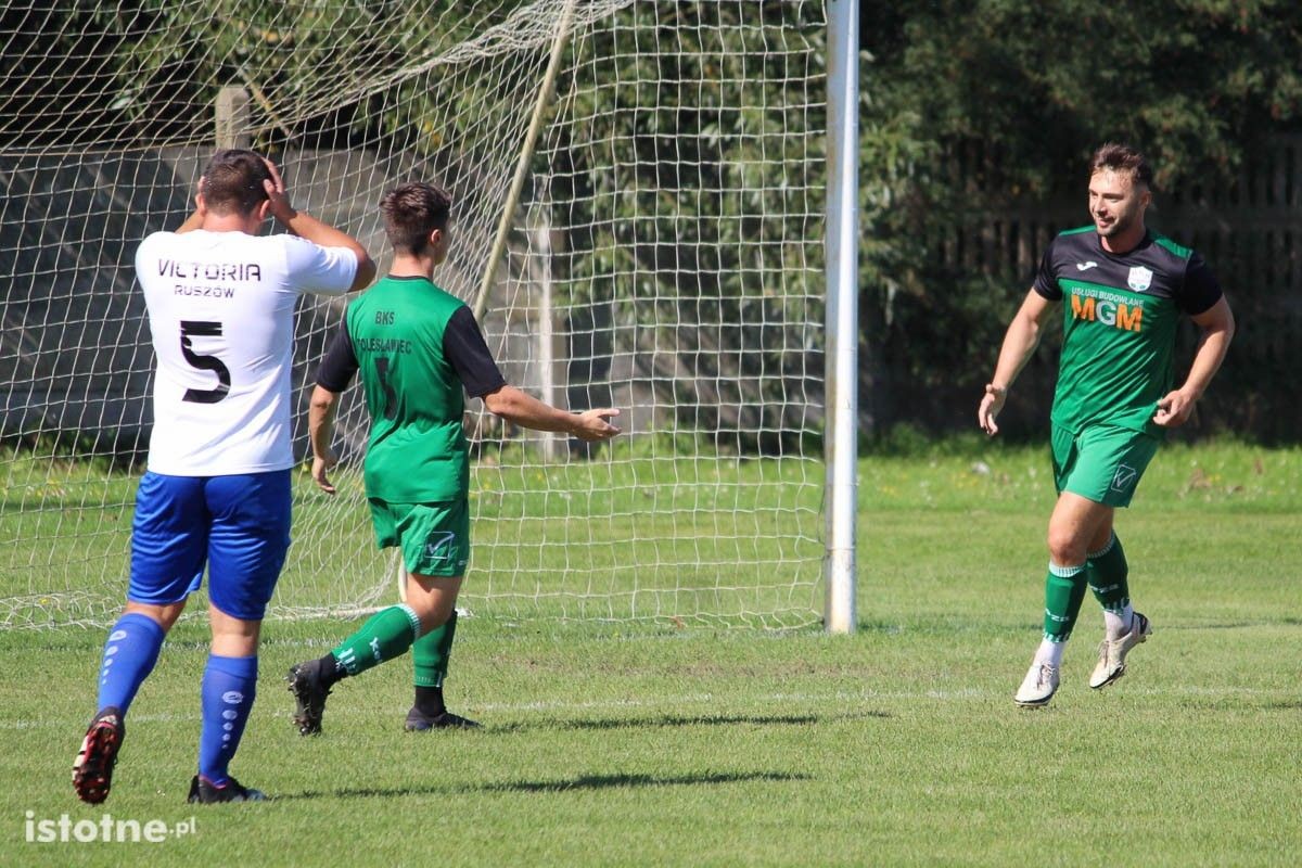 Galeria zdjęć z meczu BKS II - Victoria Ruszów