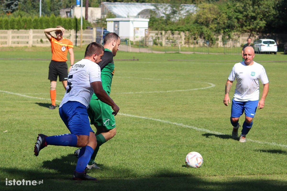 Galeria zdjęć z meczu BKS II - Victoria Ruszów