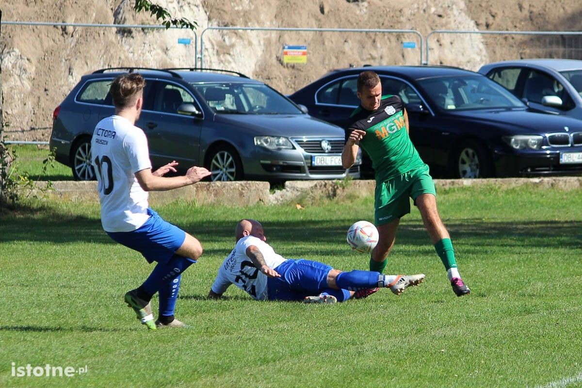 Galeria zdjęć z meczu BKS II - Victoria Ruszów