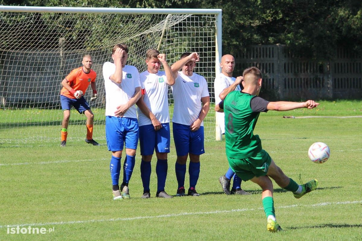 Galeria zdjęć z meczu BKS II - Victoria Ruszów