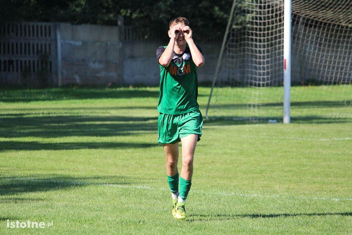 Galeria zdjęć z meczu BKS II - Victoria Ruszów