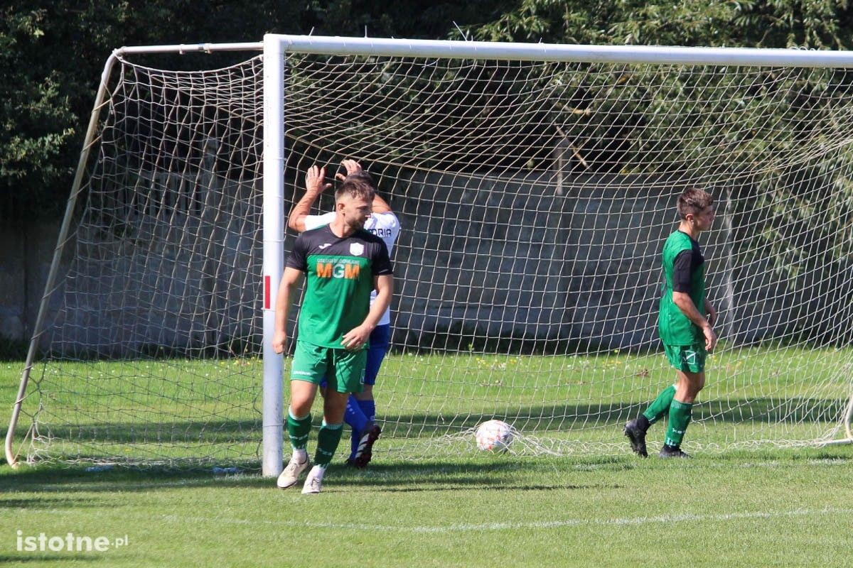 Galeria zdjęć z meczu BKS II - Victoria Ruszów