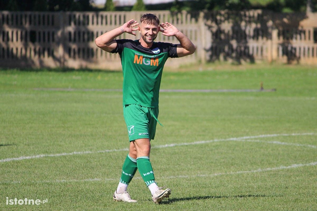 Galeria zdjęć z meczu BKS II - Victoria Ruszów