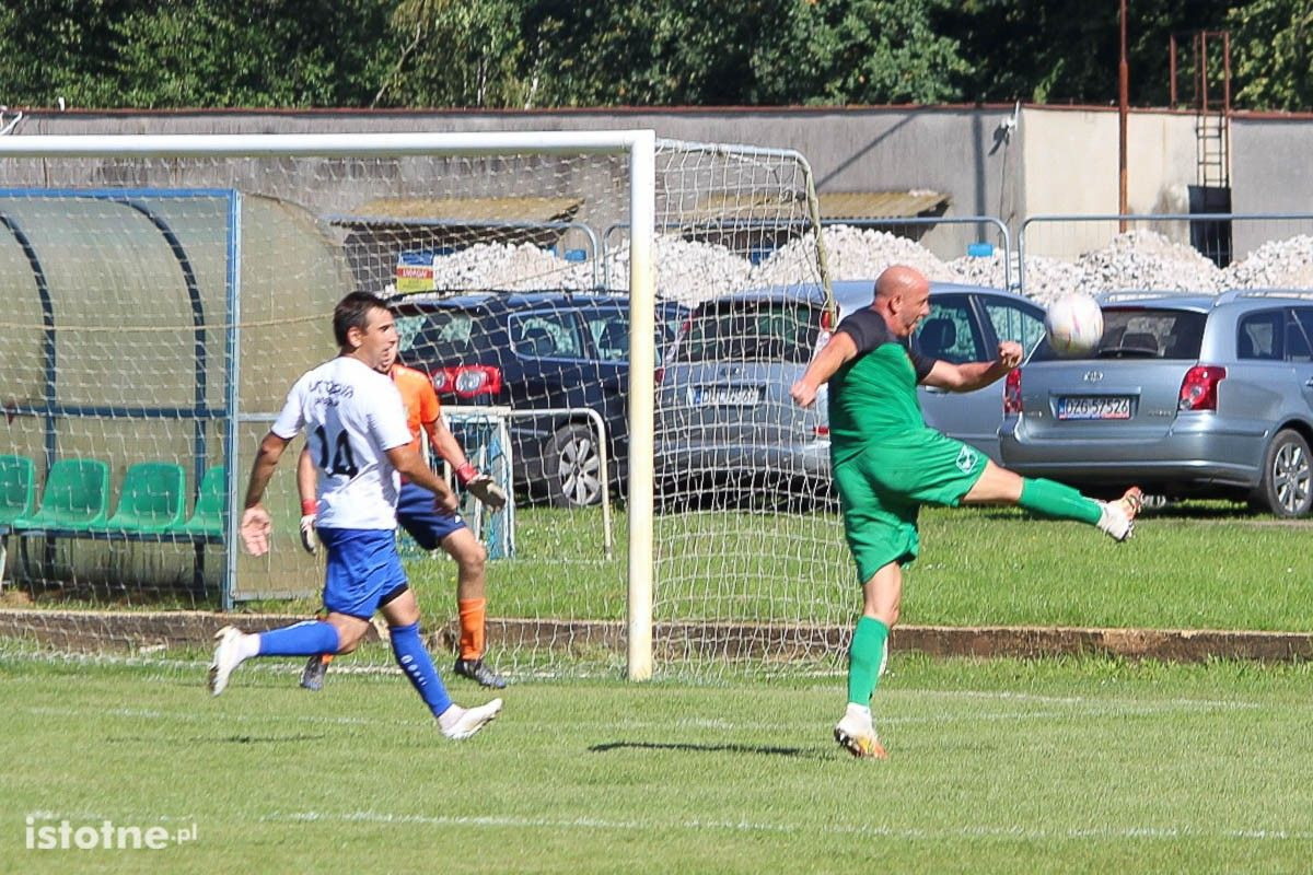 Galeria zdjęć z meczu BKS II - Victoria Ruszów