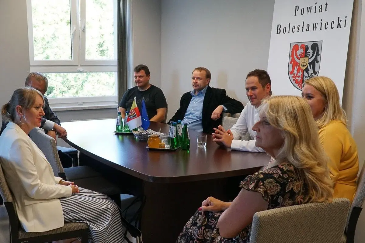 Niezwykłe dyktando przy Starostwie Powiatowym. Zwycięzcy uhonorowani