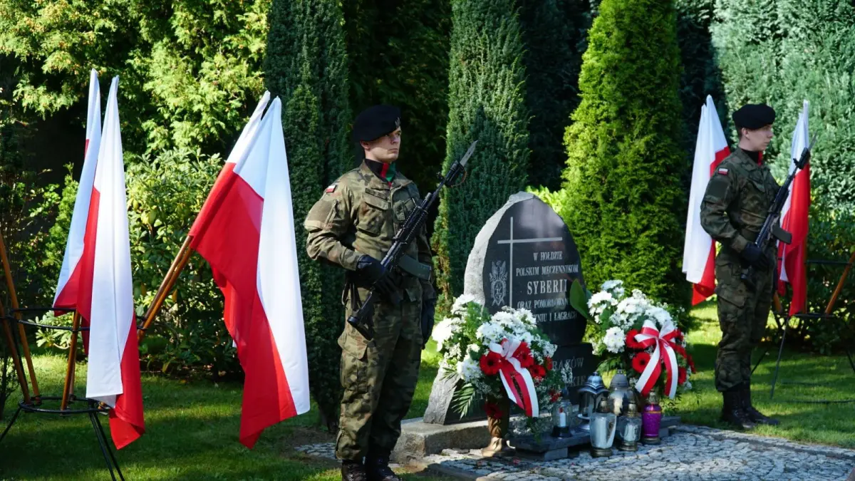 Uczestnicy Marszu Żywej Pamięci Polskiego Sybiru