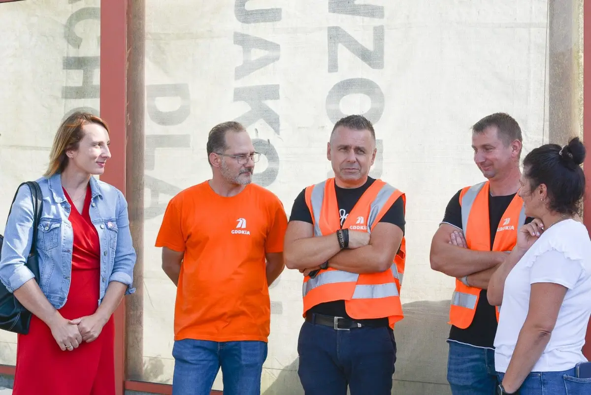 Konferencja przy ulicy Bobrowej w Bolesławcu