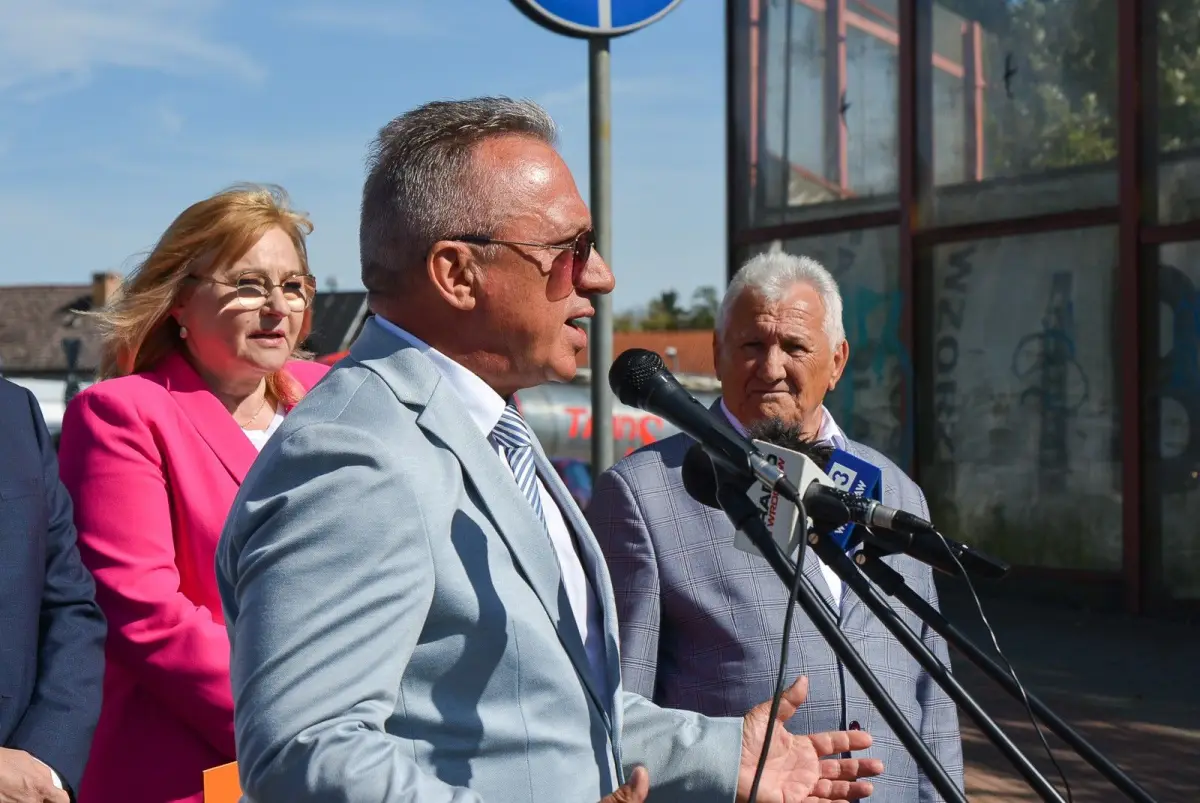 Konferencja przy ulicy Bobrowej w Bolesławcu