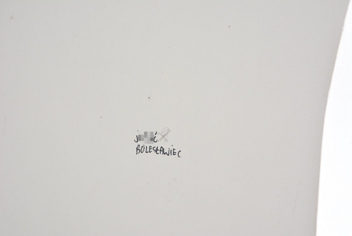 Działalność wandali przy ulicy Zacisze w Bolesławcu