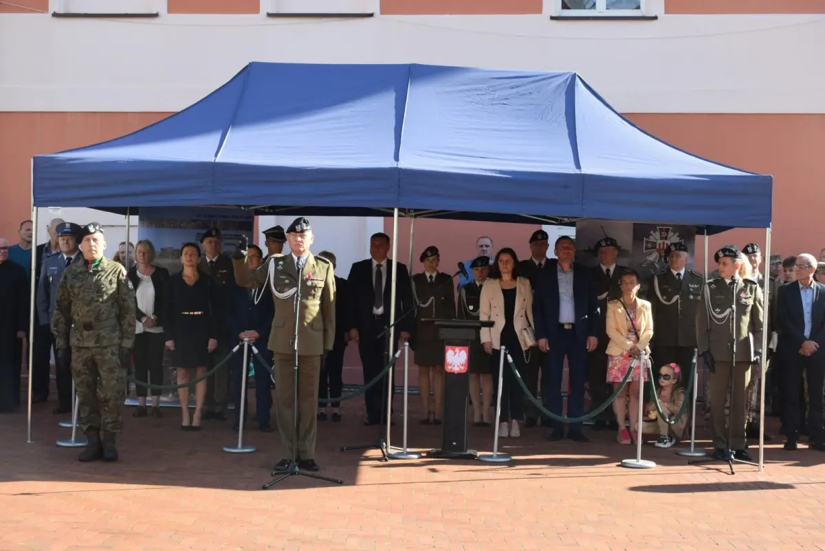 Oath-Taking Ceremony for 75 Soldiers in the Market Square in Nowogrodziec