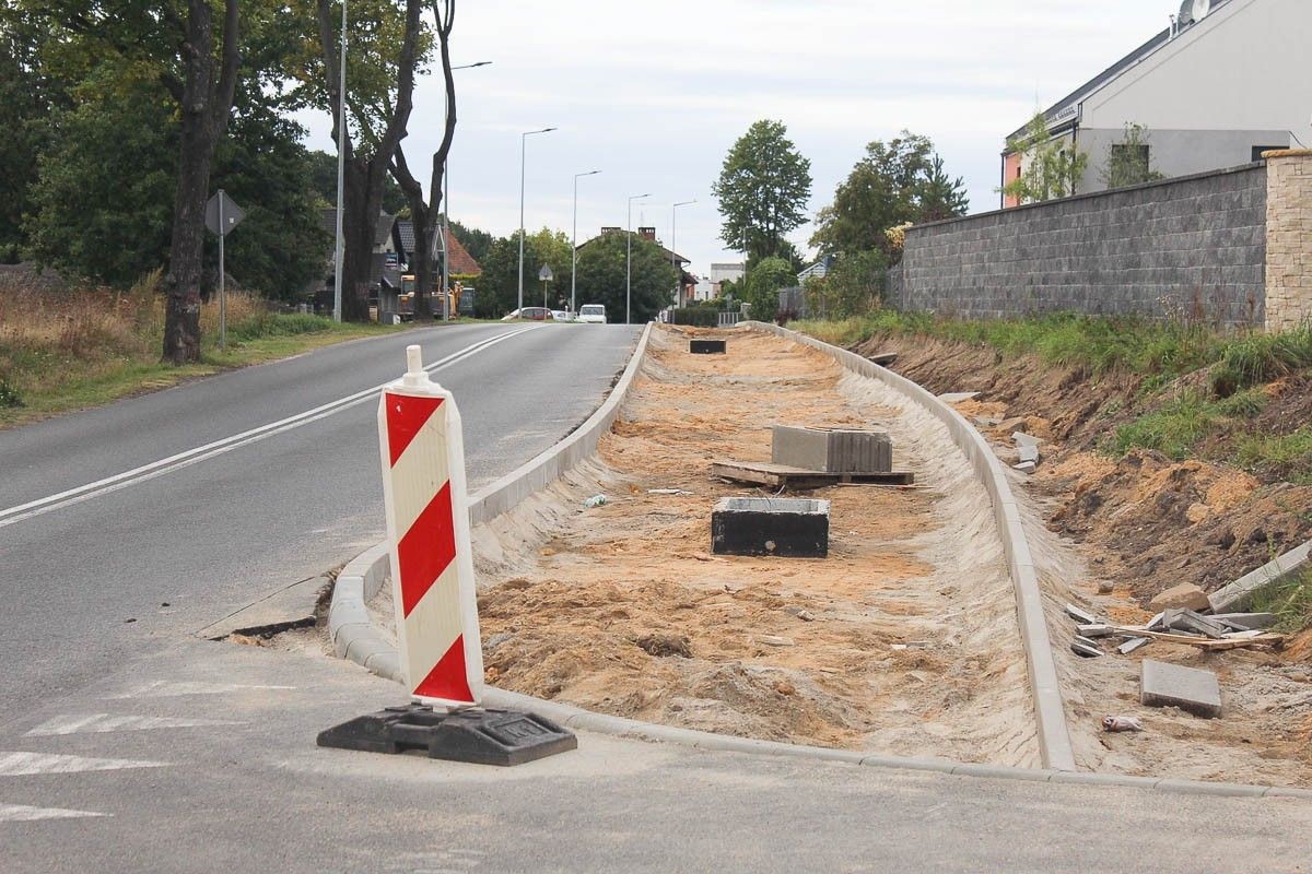 Budowa ścieżki rowerowej z Bolesławca w kierunku Łazisk