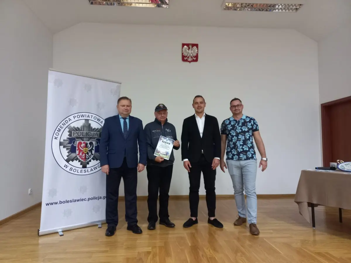 Mundurowi, w tym żołnierze US Army, rywalizowali w turnieju piłki nożnej