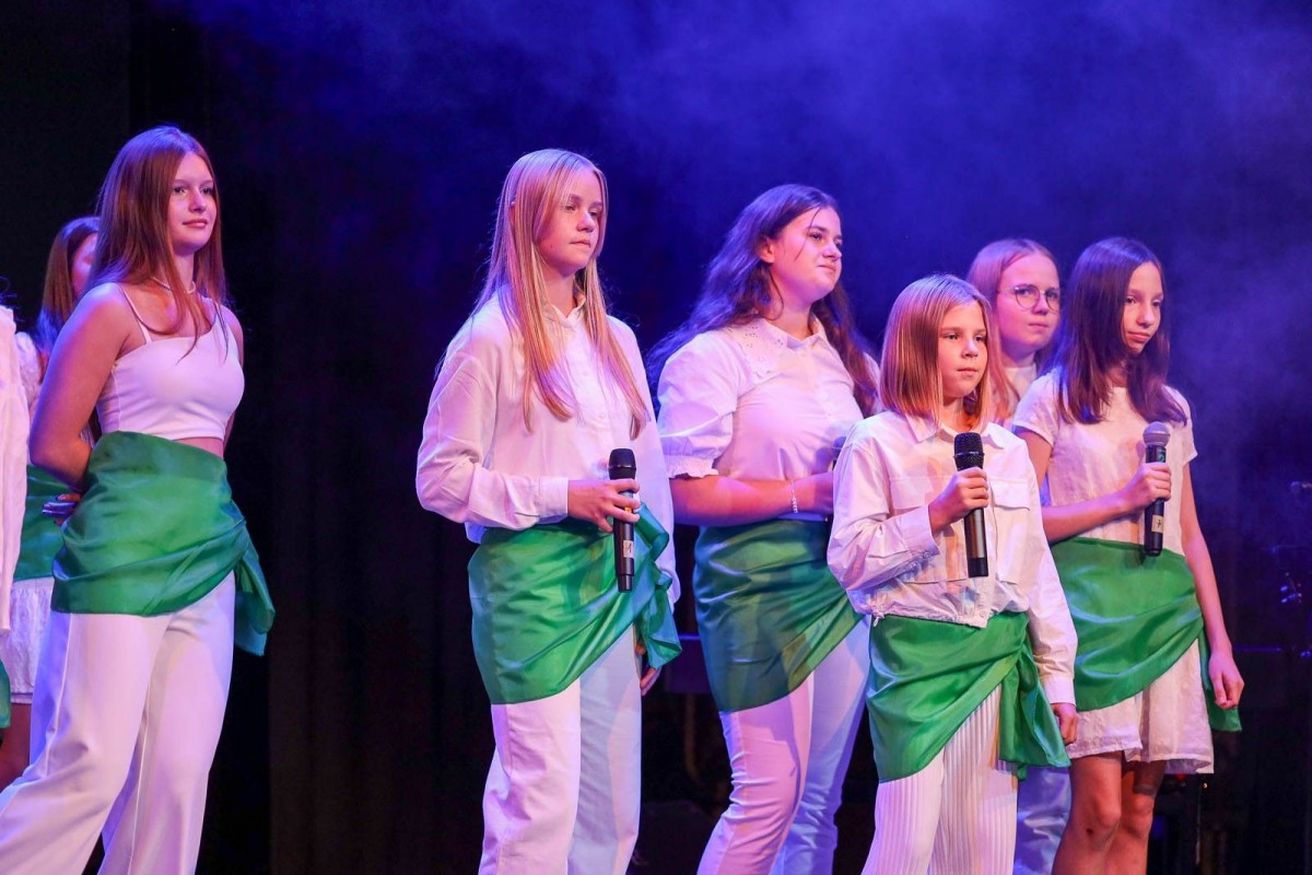 Koncert pracowni wokalnej Młodzieżowego Domu Kultury w Bolesławcu i pracowni MDK w Świdnicy