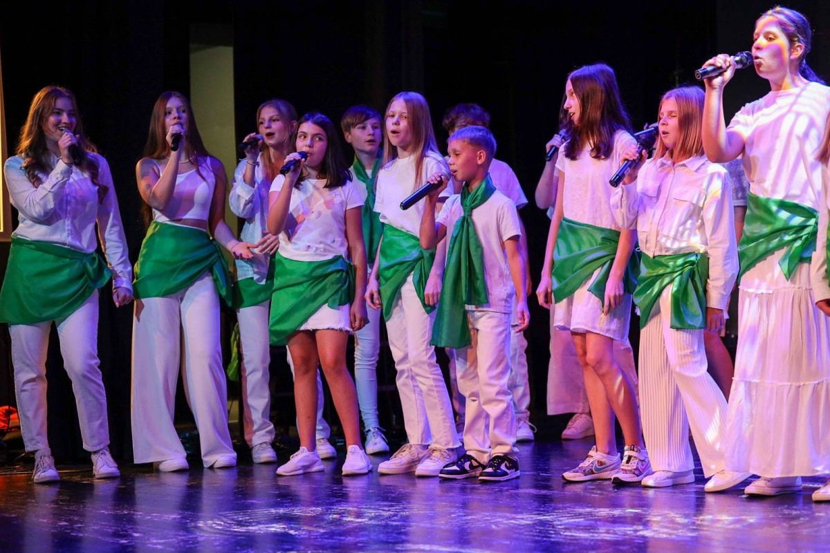 Koncert pracowni wokalnej Młodzieżowego Domu Kultury w Bolesławcu i pracowni MDK w Świdnicy