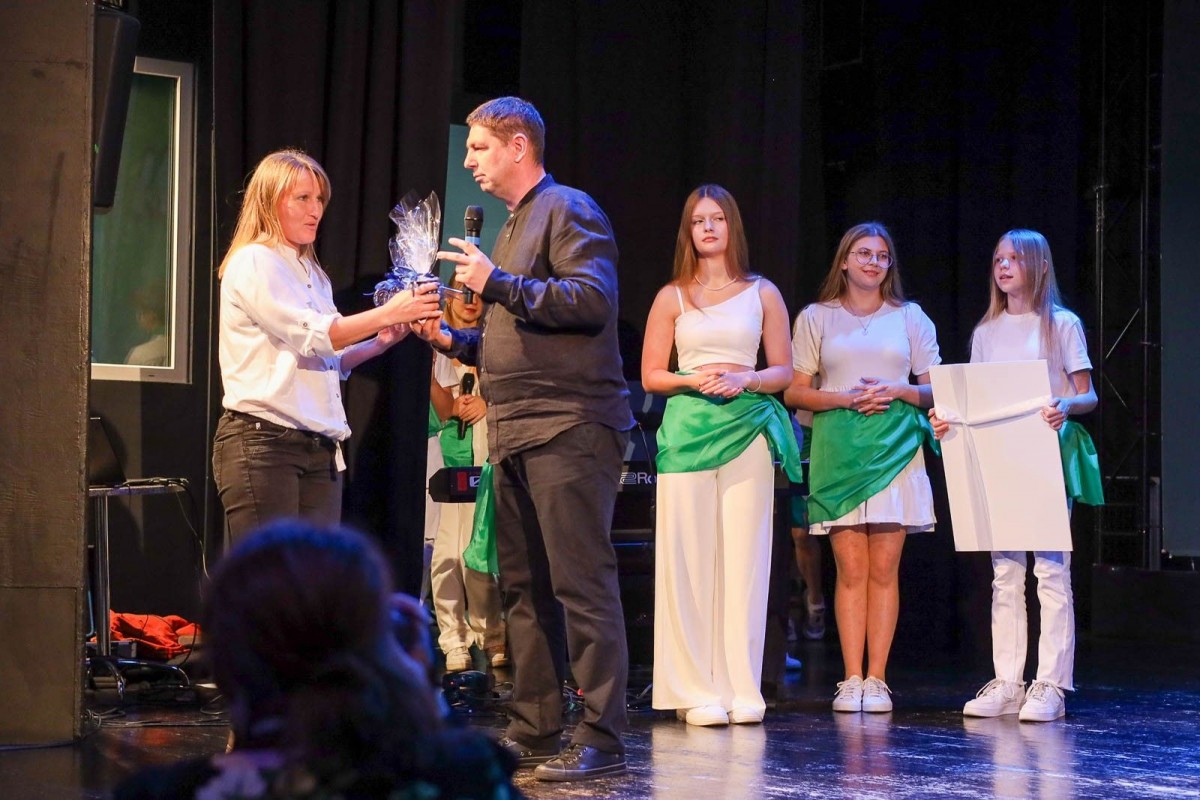 Koncert pracowni wokalnej Młodzieżowego Domu Kultury w Bolesławcu i pracowni MDK w Świdnicy