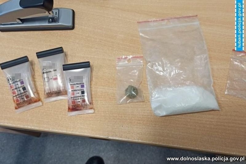 Podejrzany i narkotyki