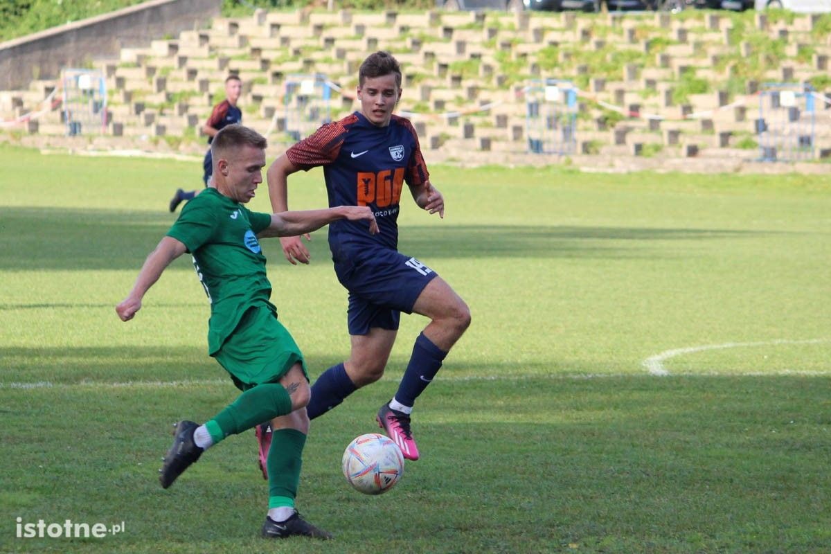 Galeria z meczu BKS - KS Łomnica