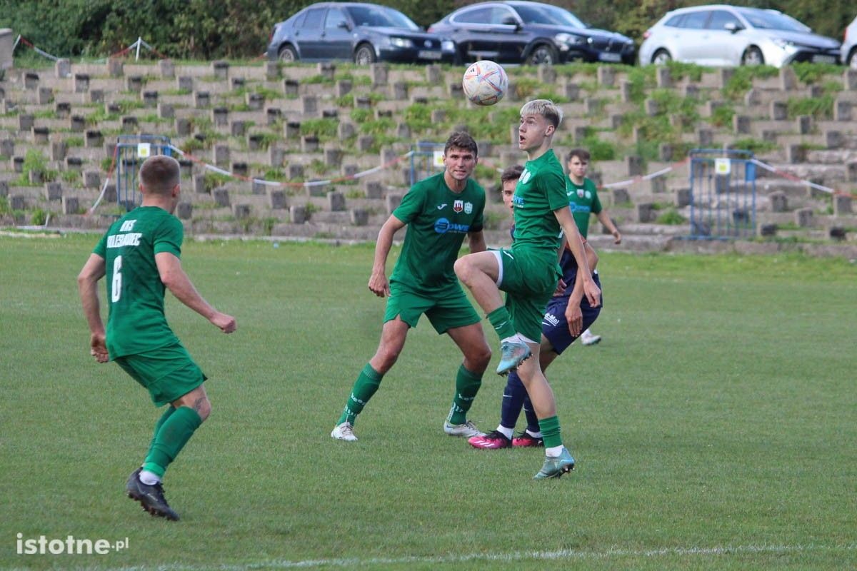 Galeria z meczu BKS - KS Łomnica