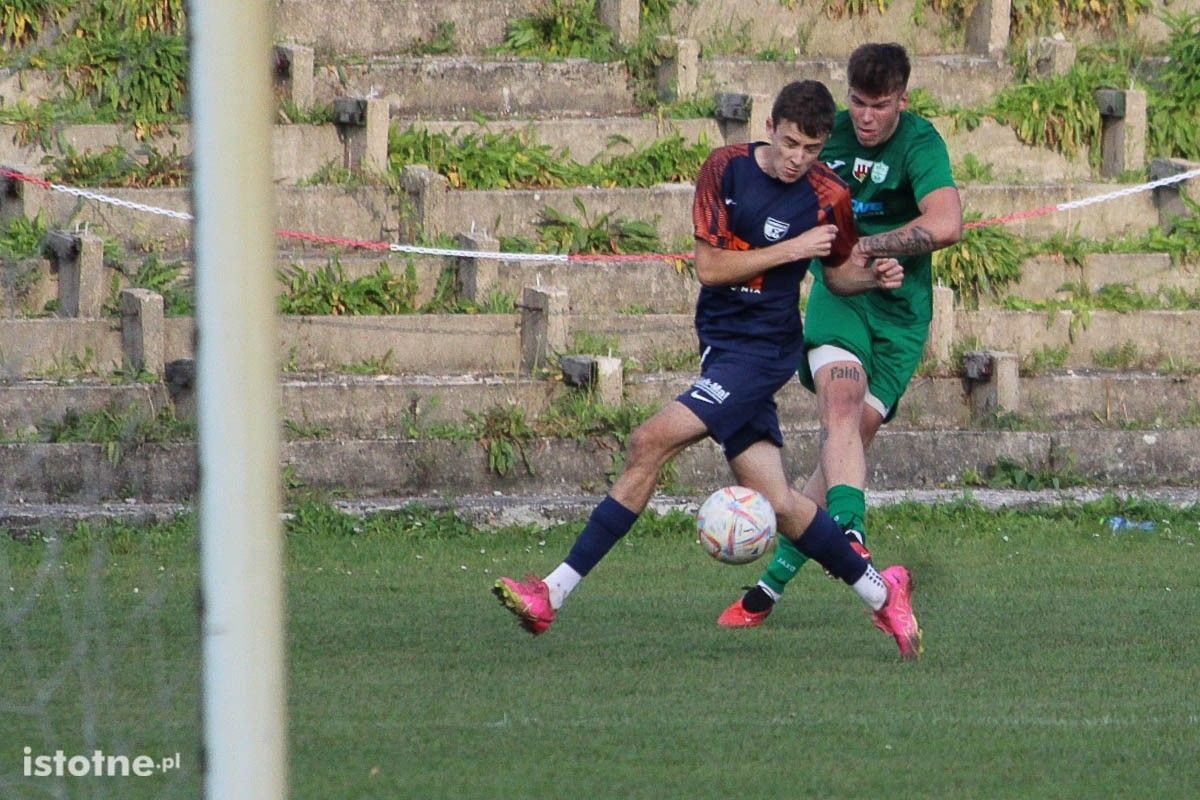 Galeria z meczu BKS - KS Łomnica