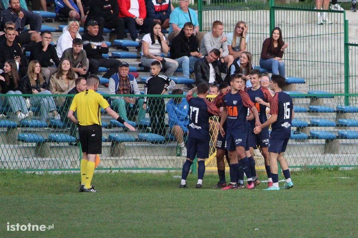 Galeria z meczu BKS - KS Łomnica