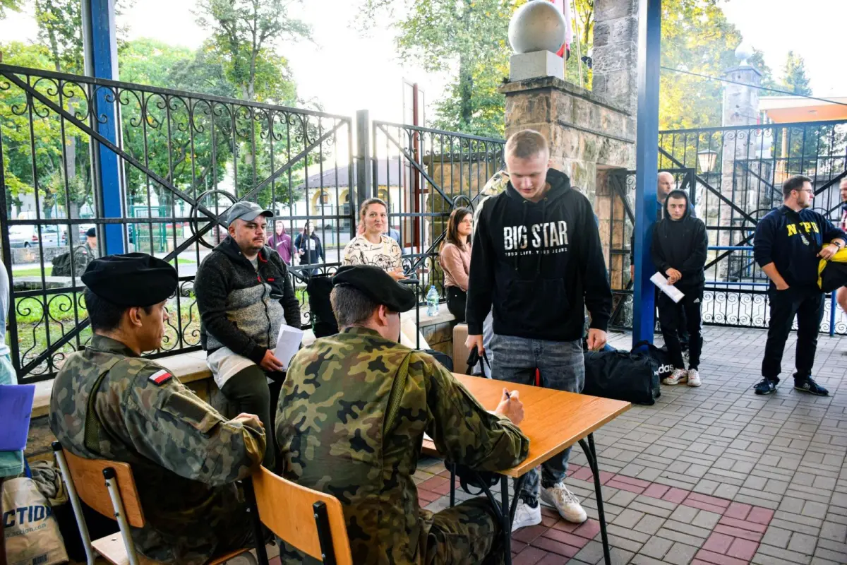 90 elewów przekroczyło mury 23 Śląskiego Pułku Artylerii w Bolesławcu
