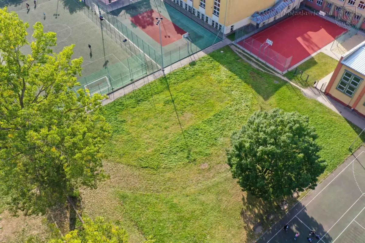 Powstanie kompleks sportowy na Dolnych Młynach, przy bolesławieckiej „Piątce”